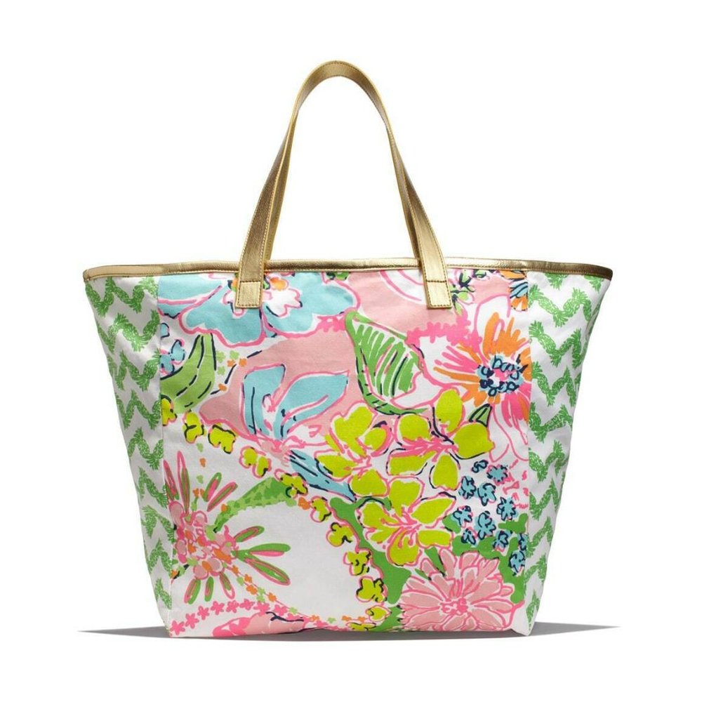 NWT Lilly Pulitzer for Target tote bag in Nosey Posie & Belladonna print…
